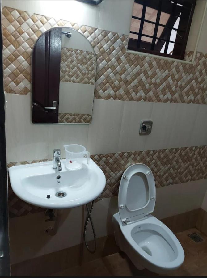 Masterkey Deluxe Rooms Коччи Экстерьер фото