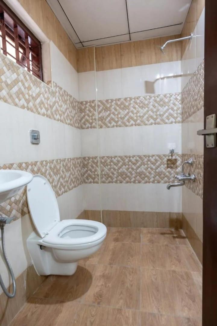 Masterkey Deluxe Rooms Коччи Экстерьер фото